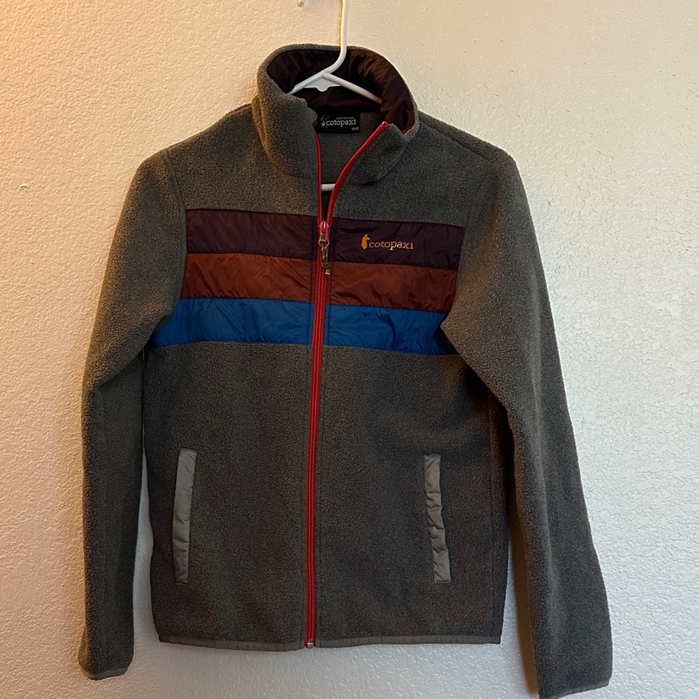 Cotopaxi Gray Fleece Jacket with purple, maroon and Blue Accents zip up